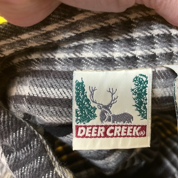 Deer Creek black and white plaid long sleeve button down shirt, size Large - Picture 5 of 7